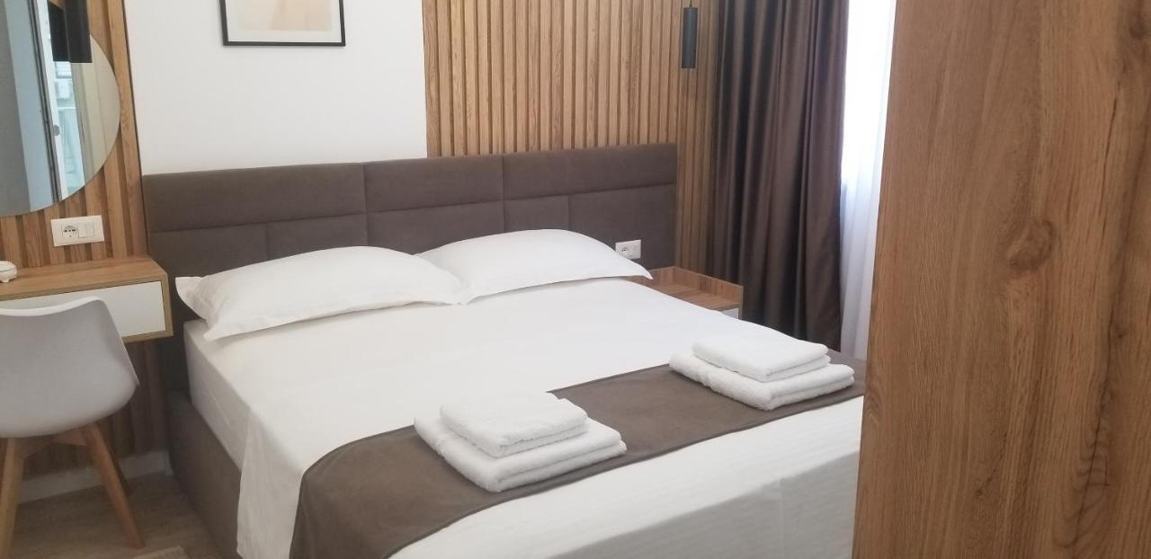 White Apartment Tirana Kültér fotó
